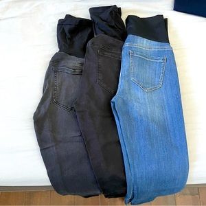 Set of 3 maternity jeans - great condition - sizes 27 and 28